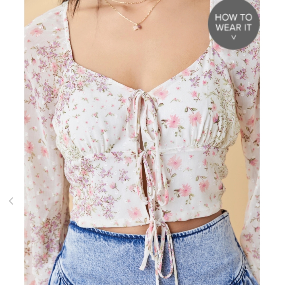 Francesca's M Bethanie Front Tie Floral Blouse